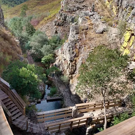 Casa Lerryn Nyaraló *