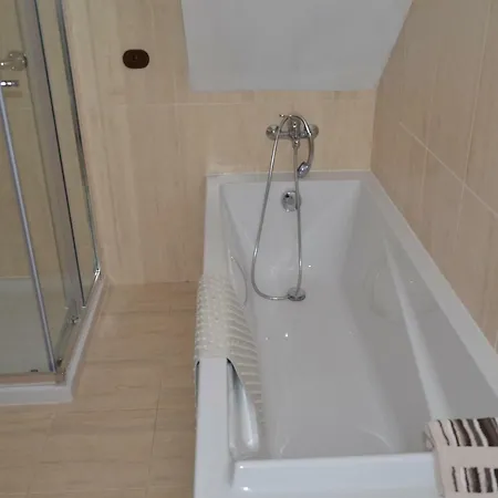 Nyaraló Casa Lerryn *